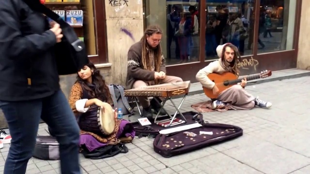 ТУРЕЦКАЯ УЛИЧНАЯ МУЗЫКА ► Удивительные Уличные Музыканты Стамбул смотреть онлайн