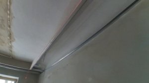 Монтаж короба под натяжной потолок с помощью лазерного уровня. Ниша  под карниз.