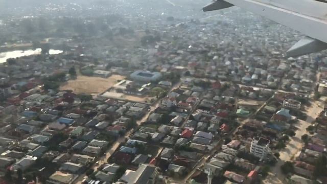 Landing at Zanzibar airport смотреть онлайн