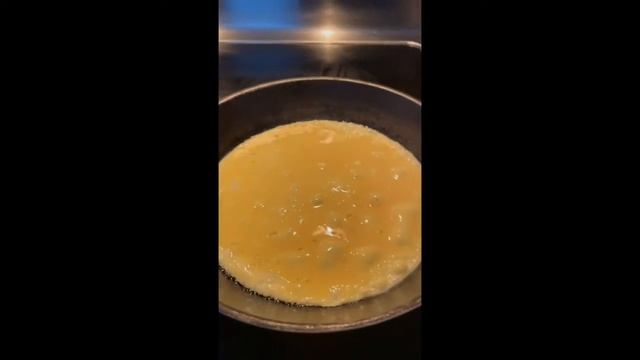 Макароны из яиц / Как приготовить омлет смотреть онлайн