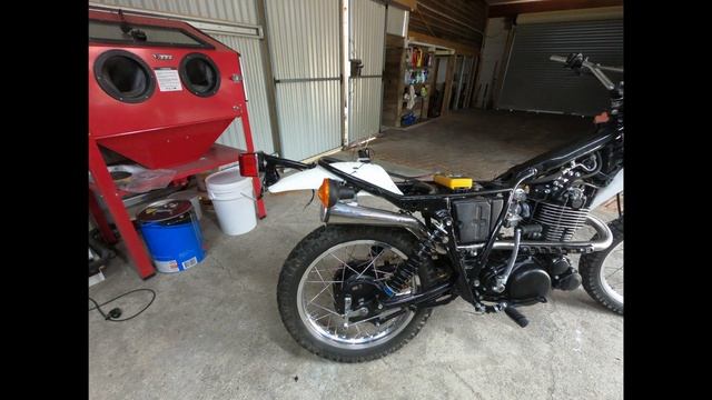 1978 Yamaha XT 500 Restoration project COMPLETE смотреть онлайн