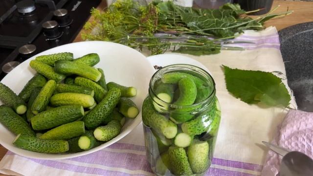 Маринованные огурцы на зиму. Рецепт вкусных и хрустящих огурчиков ‼️БЕЗ стерилизации смотреть онлайн