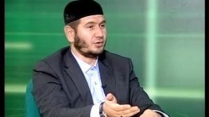 Батыров Ибрагим  Можно ли мужчине сопровождать невесту держа ее за руку