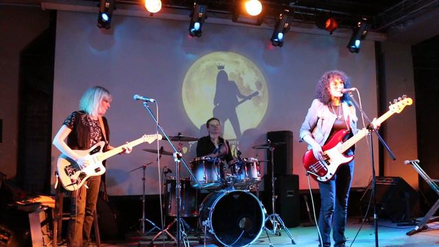 "Хелиум джем" Финал Царицы ночи. ( 2017.06.25.). MVI 5056 смотреть онлайн