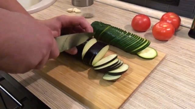 Рататуй//Как приготовить овощное рагу Рататуй в духовке смотреть онлайн