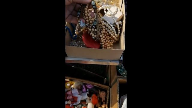 БЛОШИНЫЙ рынок в ГЕРМАНИИ! Что можно купить на блошке в Германии? Нарезка вертикальных кадров смотреть онлайн