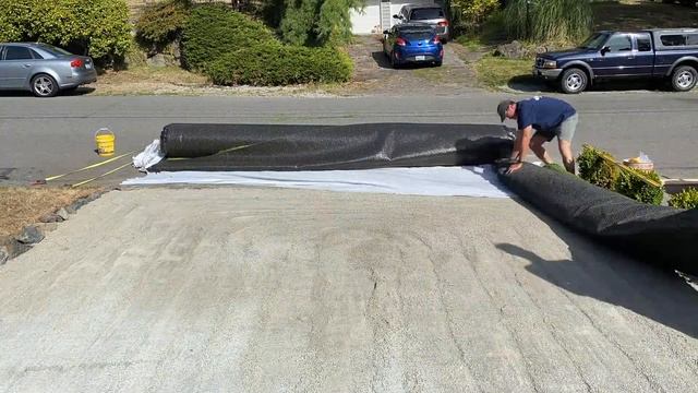 HOW TO INSTALL SYNTHETIC GRASS // DIY Artificial Grass смотреть онлайн
