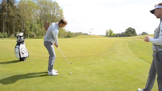 HOW TO CHIP THE GOLF BALL CLOSE EVERY TIME смотреть онлайн