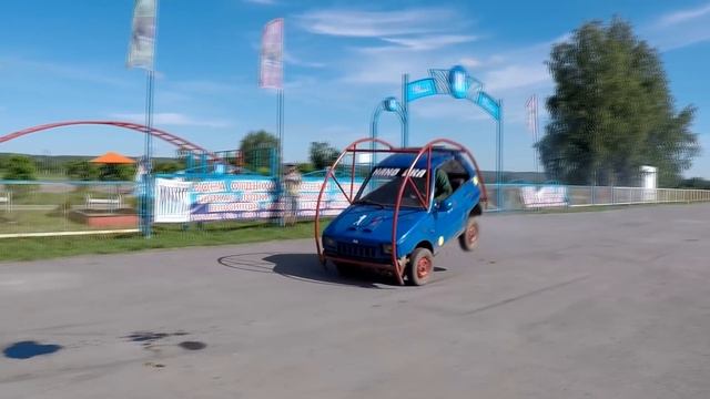 ПОЛУЧИЛОСЬ!!! КУВЫРОК на МАШИНЕ