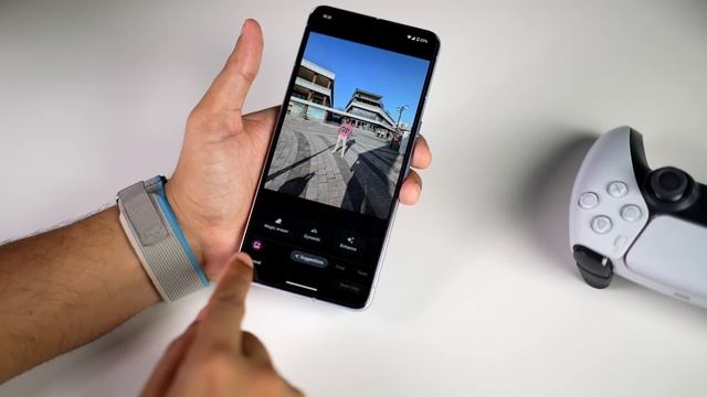 Google Pixel 8 Pro vs Samsung S23 Ultra - A.I vs Hardware Battle !! смотреть онлайн