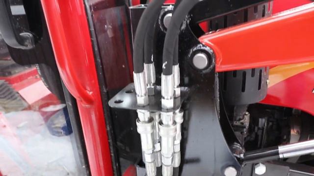 Погрузчик фаворит 300 на трактор Dongfeng 304G2 смотреть онлайн