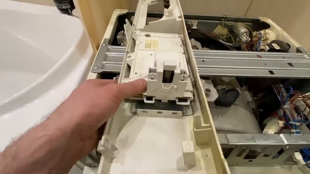 Стиральная машина AEG LL1400 (не включаться) РЕМОНТ смотреть онлайн