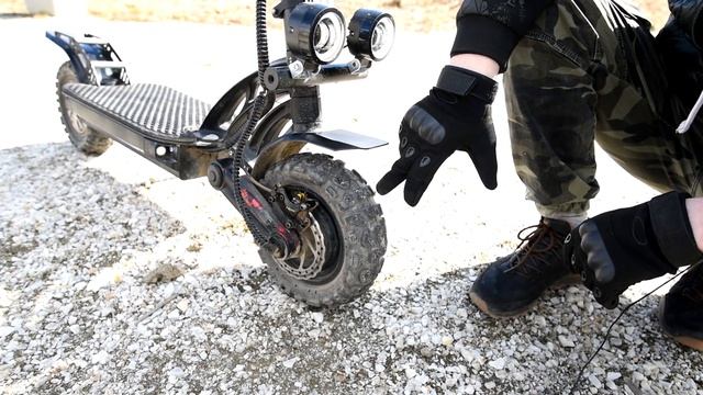 Kugoo G-booster. Отзыв, обзор, исправление заводских косяков у электросамоката Куго Джи Бустер.