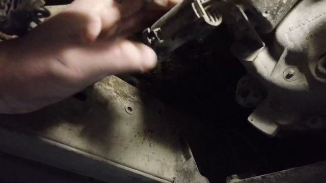 SsangYong Kyron проблема с полным приводом. На приборке горит лампочка CHECK 4WD. Код ошибки P1850 смотреть онлайн