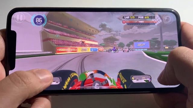 Touring Karts Mobile смотреть онлайн