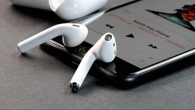 iPhone SE2 AirPods 2020 смотреть онлайн