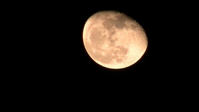 Canon Legria HF200 Moon zoom.mp4 смотреть онлайн