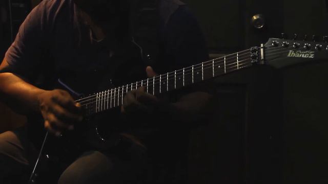 Ibanez Prestige 1570 Mirage Red Test смотреть онлайн