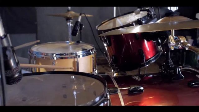 Twenty one pilots - Holding On To You (Drum cover) - Lera Novokshonova смотреть онлайн
