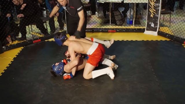 Юрий Базараксаев (Улан-Удэ) VS (Улан-Удэ) Константин Подойницын смотреть онлайн