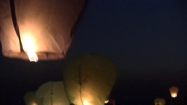 Фонарики желаний. Sky lanterns. смотреть онлайн