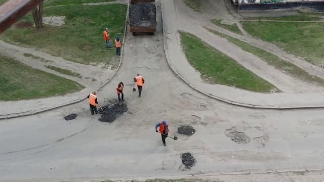 Самый быстрый и дешевый ремонт дорог смотреть онлайн