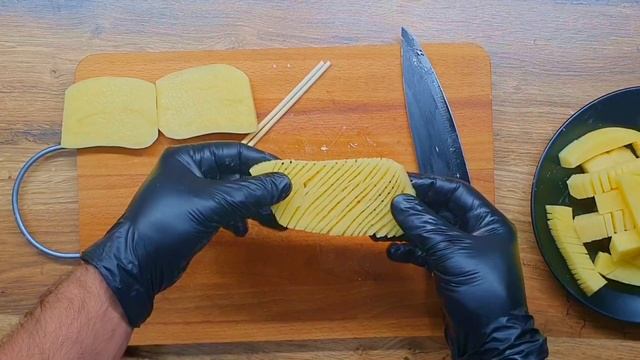 Необычная подача жареной картошки. Кажется, что сложно но наделе все легко и просто.