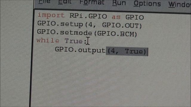 Raspberry Pi Tutorial - GPIO ansteuern mit Python | By Navatone смотреть онлайн