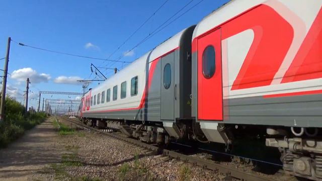 Электровоз ЭП1М-692 с фирменным поездом №1 "Москва - Волгоград" смотреть онлайн