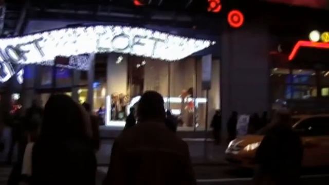 Broadway Street in New York City, USA смотреть онлайн