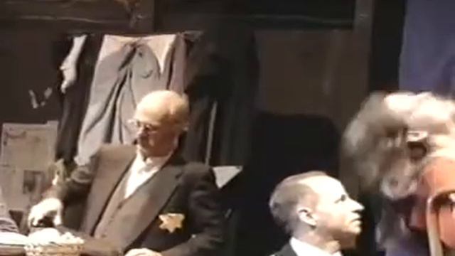 Lisa Fishman - "Parlez Moi D'Amour" - from "Ghetto Cabaret" смотреть онлайн