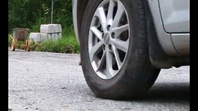 Поставить новые бордюры в Черемушках мешают дожди смотреть онлайн