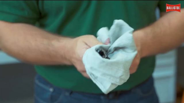 Как чистить ОООП пистолет Балистолом - Ballistol смотреть онлайн