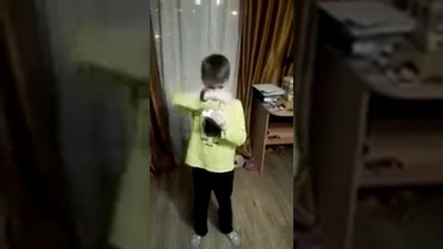 механическая рука из картона смотреть онлайн