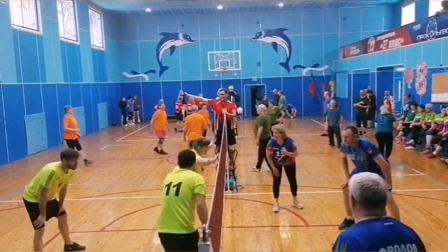 Авангард (Прокопьевск) - Барсуки (Кемеровский район)                       2   -   0 смотреть онлайн