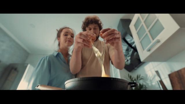 «Без Лимита» для двоих в подарок на тарифах «Комби». смотреть онлайн