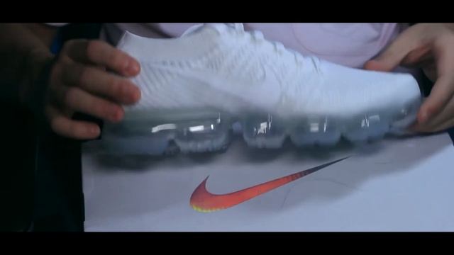 Nike VaporMax | Unboxing и обзор кроссовок Nike VaporMax Flyknit смотреть онлайн