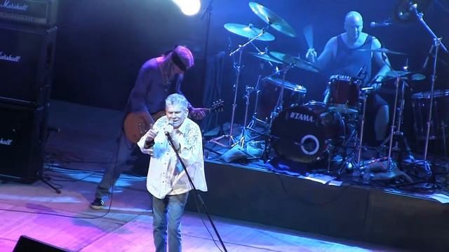 CANON LEGRIA HF M406E aidio video 1080P capture of Nazareth Live Concert смотреть онлайн