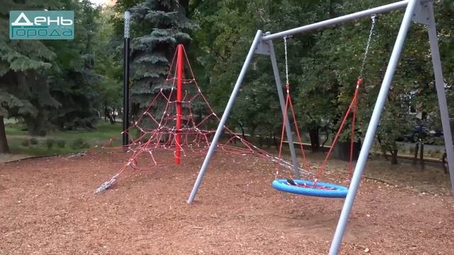 Сквер Нестерова около Верхне Волжской набережной благоустроили смотреть онлайн