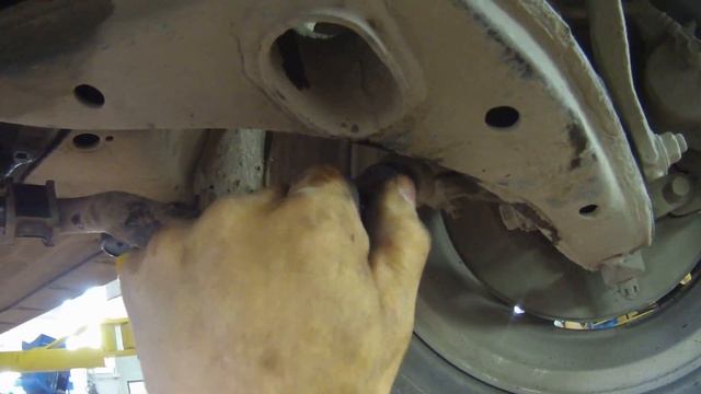 Ремонт подвески и полуоси Honda CR-V rd1 2000 год смотреть онлайн