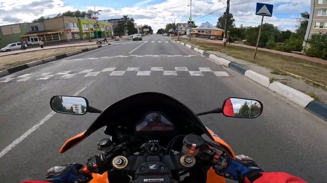 Прокатился по городу, учусь делать вилли на хонда сбр 1000рр смотреть онлайн