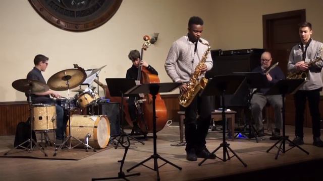 Christmas Time Is Here played by Base Station 68 School of Jazz смотреть онлайн