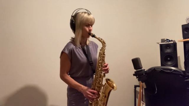 I'll Never Love Again on saxophone cover version: First dance wedding request sax смотреть онлайн