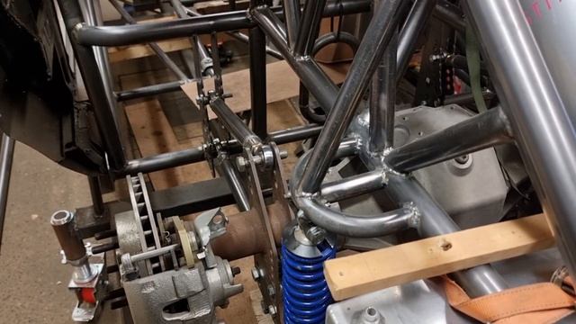 Building an SFI 25.4 Mk3 1983 Ford Capri PT4 смотреть онлайн