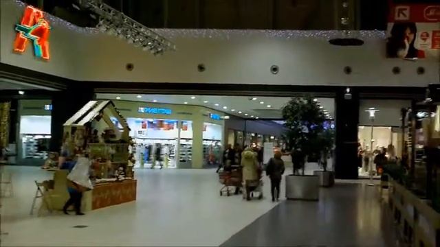 "Россияне за продуктами в Ашан" смотреть онлайн