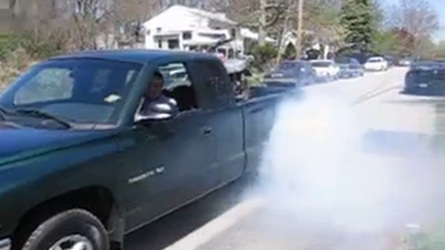 99 dodge dakota burnout смотреть онлайн