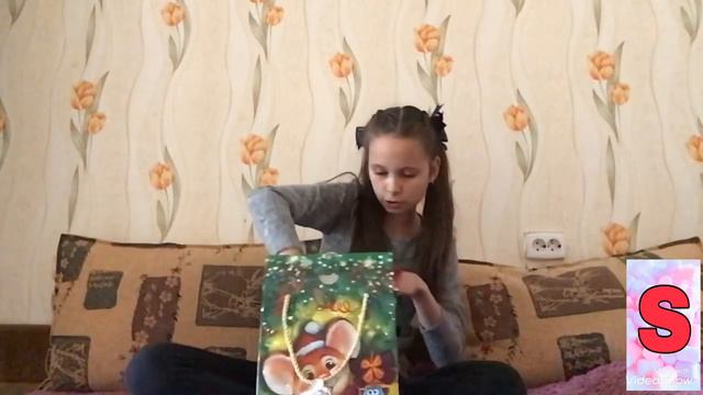 Распаковка// подарок от губернатора//на Новый год// смотреть онлайн