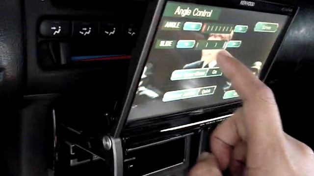 Kenwood excelon 7" KTV-817 Touch Screen DVD player смотреть онлайн