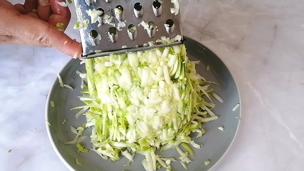 Просто натрите 1 кабачок Такой вкуснятины я ещё не готовила смотреть онлайн