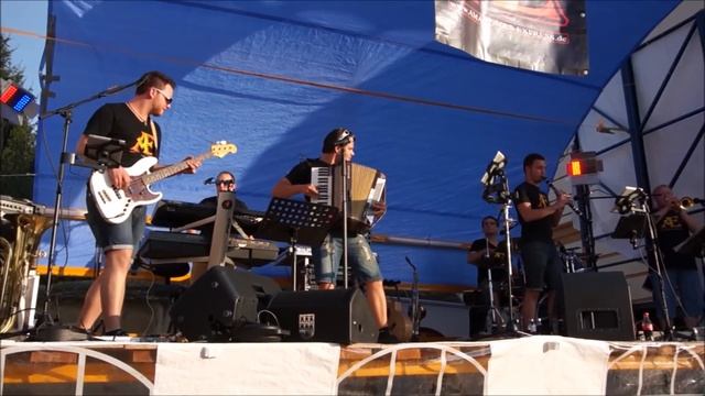 Amazonas-Express - Hoch auf den Bergeshöhn смотреть онлайн